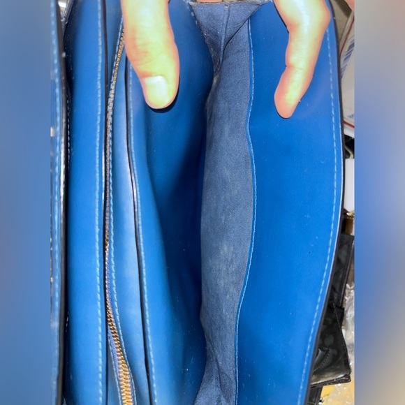 Louis Vuitton Blue Epi Pont Neuf With Chain & Lock 317 - Picture 6 of 12